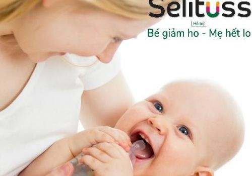 KHÔNG SỬ DỤNG THUỐC SIRO HO CHO TRẺ SƠ SINH - LÀM THẾ NÀO KHI BÉ BỊ SỐT, HO